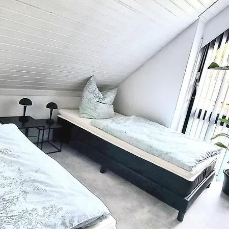 Modernes, Grosses Haus, 6pers, Garten, Parkplatz, Nahe Duesseldorf Ideal Fuer Familien & Gruppen بيت للعطل *