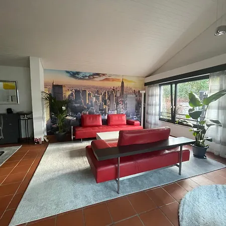 度假居 Modernes, Grosses Haus, 6pers, Garten, Parkplatz, Nahe Duesseldorf Ideal Fuer Familien & Gruppen 希尔登