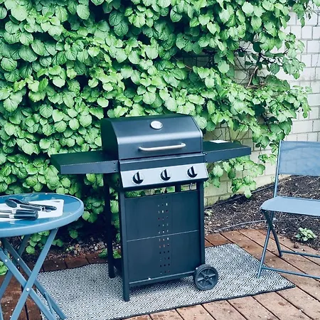 Charmantes Haus Mit Gartenoase *