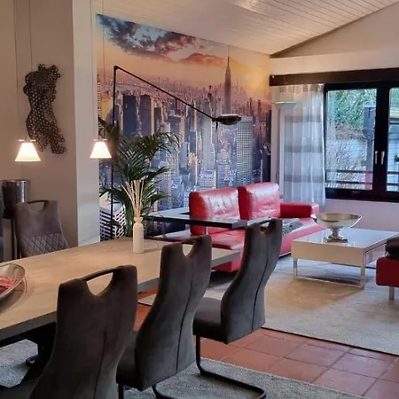 Modernes, Grosses Haus, 6pers, Garten, Parkplatz, Nahe Duesseldorf Ideal Fuer Familien & Gruppen Σπίτι διακοπών