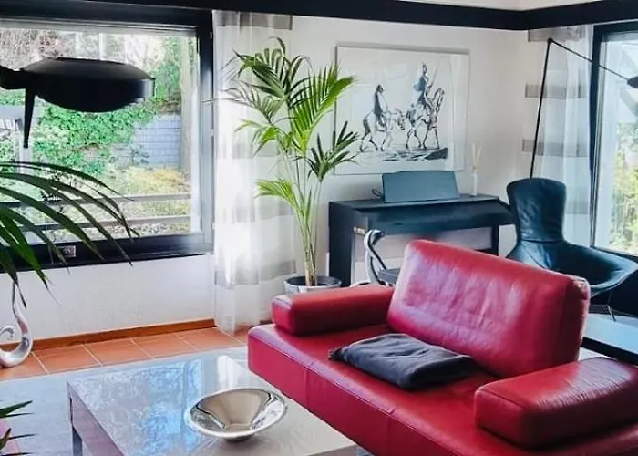 Feriehus Charmantes Haus Mit Gartenoase