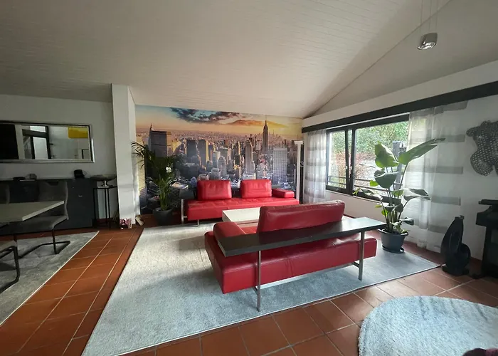 Feriehus Charmantes Haus Mit Gartenoase Hilden