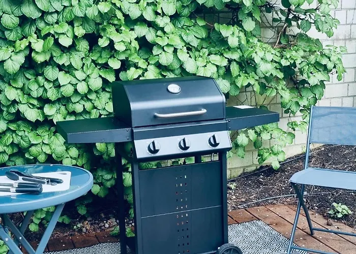 Charmantes Haus Mit Gartenoase *