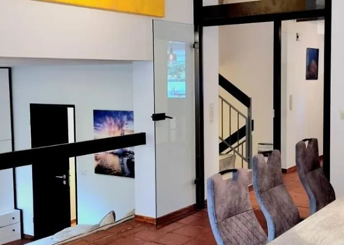 Charmantes Haus Mit Gartenoase Feriehus Hilden