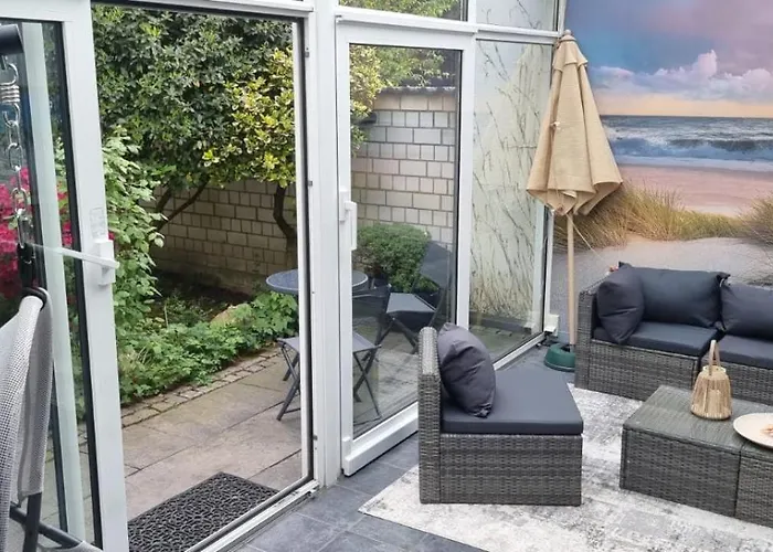 Feriehus Charmantes Haus Mit Gartenoase Hilden