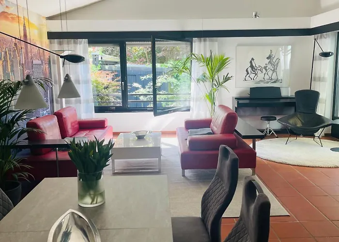 Feriehus Charmantes Haus Mit Gartenoase *